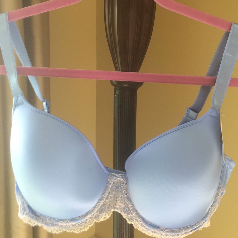 WACOAL “EMBRACE LACE” 38 DD BRA. UNDERWIRE, NWT